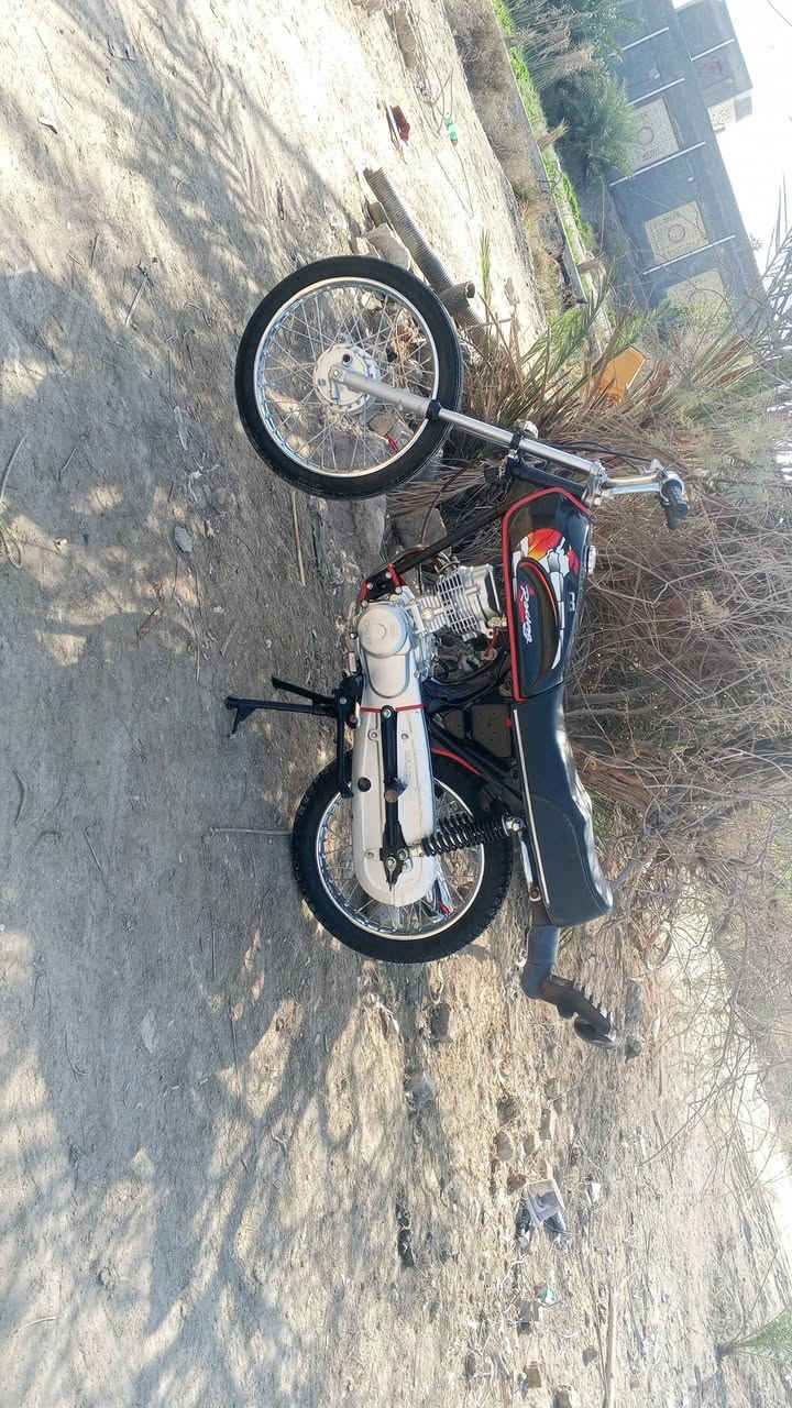 سلام عليكم شباب
دراجه نامه شلامجه الاصلي شاصي نامه
 للبيع كلك كلك كلك 

تعميره 25و الشاصي 25

ما مفتوح بيه برغي فقط فيلسه 

السعر625 وبيه مجال بدون السبايدر

و الشراي بخدمته مكان سوق الشيوخ


**إذا كنت صاحب هذا الإعلان وتريد حذفه لأي سبب، رجاءا أرسل رسالة إلى الدعم الفني**