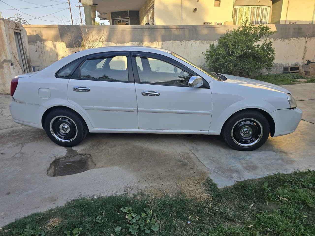 السلام عليكم شوفرليت اوبترا موديل 2011 رقم بغداد كير اوتوماتيك بيهه مكانات صبغ ابيع حزام صدر جديد تايرات ٤ جديد كهربائيات كلهه شغاله دوشمه كامله ارضيه وكشنات السعر 68 ورقه وبيهه مجال *********** بي واتس اب
