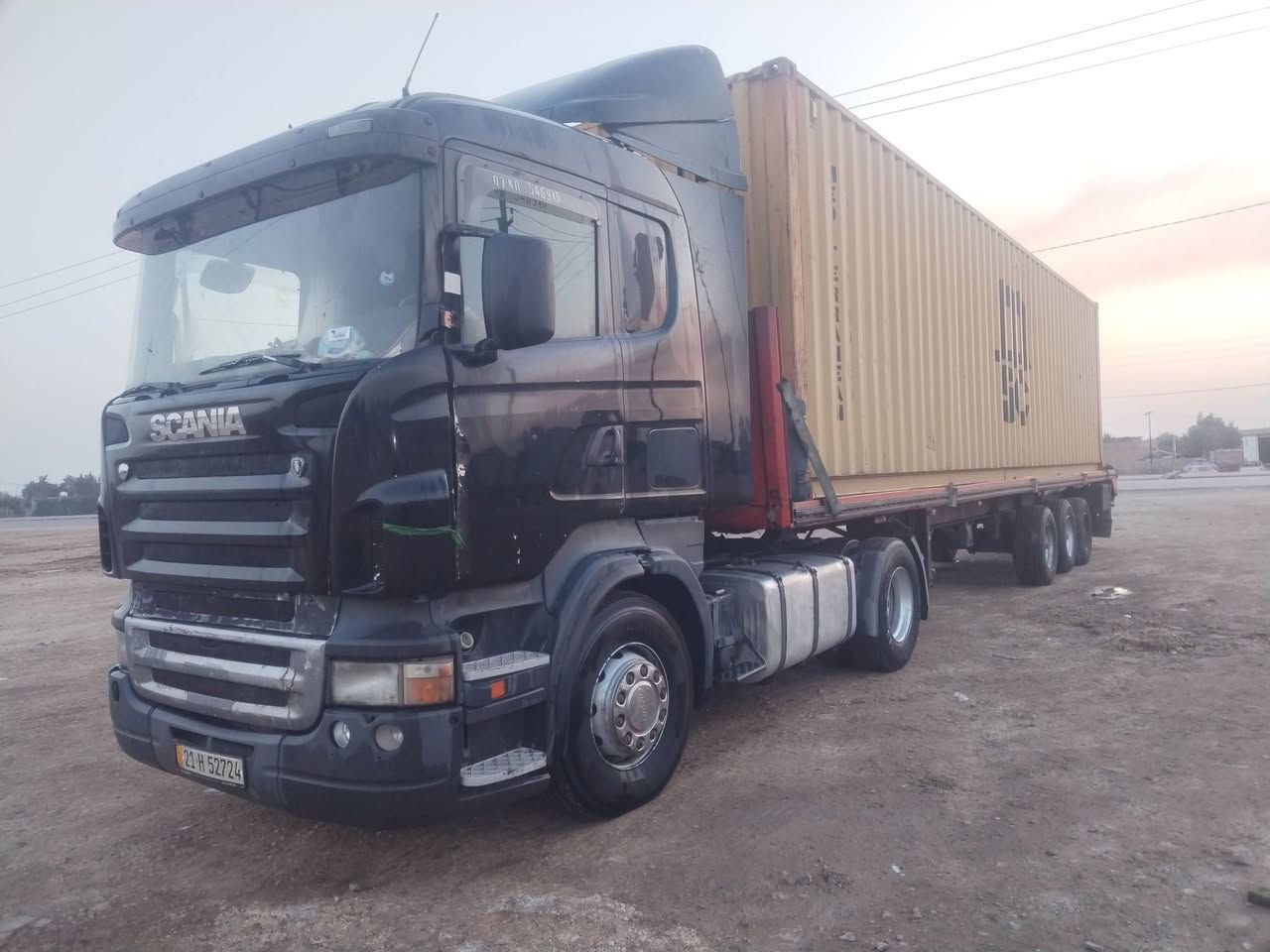 اسلام عليكم سكانية للبيع موديل 2005مكينة انجكشن لا بخار ولا تنقيص سنوية لل 2030 مكفولة الضرايب ولا غرامات محرك كير اكسل خير من الله شاصي مكفول السعر 185ورقة بيهة مجال قليل مكان السيارة واسط العزيزية ***********
