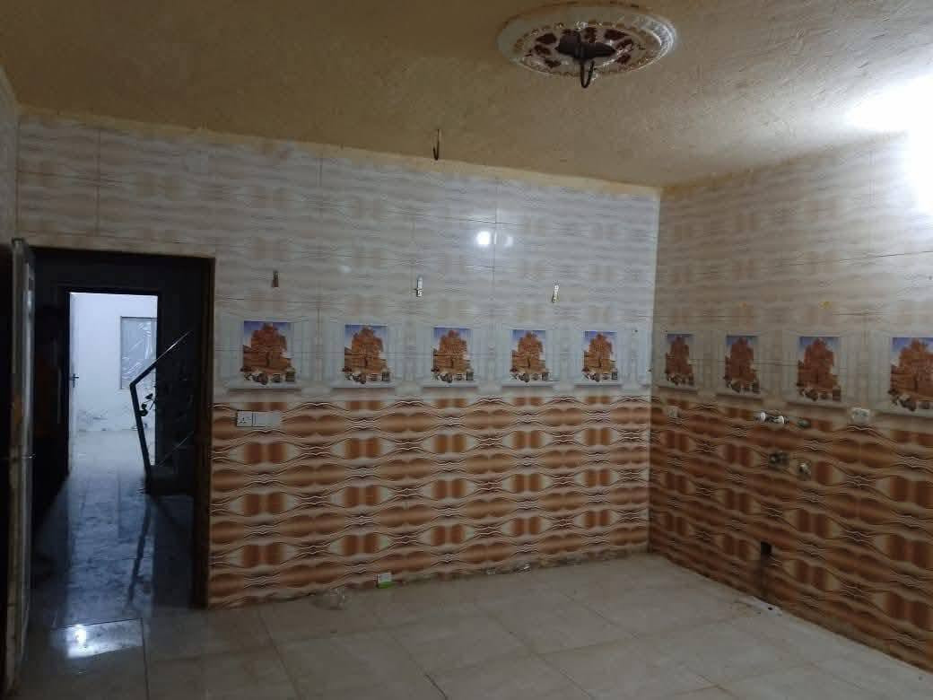 السلام عليكم مكتب عقارات الشمس  مقابيل المستشفى التركي !!!
                         بإدارة ((أحمد الگريطي))
                    
    ☎️***********
                        ☎️***********

🏠دار للإيجار مساحه ٢٠٠م طابق ارضي جدا نضيف يحتوي على غرفتين وصاله وكليدور ومطبخ ومجمع صحيات وكراج سياره

⁦^⁠_⁠_⁠_⁠_⁠_⁠_⁠_⁠_⁠_⁠^⁩⁦<⁠(⁠￣⁠︶⁠￣⁠)⁠>⁩⁦^⁠_⁠_⁠_⁠_⁠_⁠_⁠_⁠_⁠_⁠^⁩

🌎الموقع حي الجزائر قرب صيدلية مرجان 

⁦^⁠_⁠_⁠_⁠_⁠_⁠_⁠_⁠_⁠_⁠^⁩⁦<⁠(⁠￣⁠︶⁠￣⁠)⁠>⁩⁦^⁠_⁠_⁠_⁠_⁠_⁠_⁠_⁠_⁠_⁠^⁩

💰💸قيمه الايجار 300
