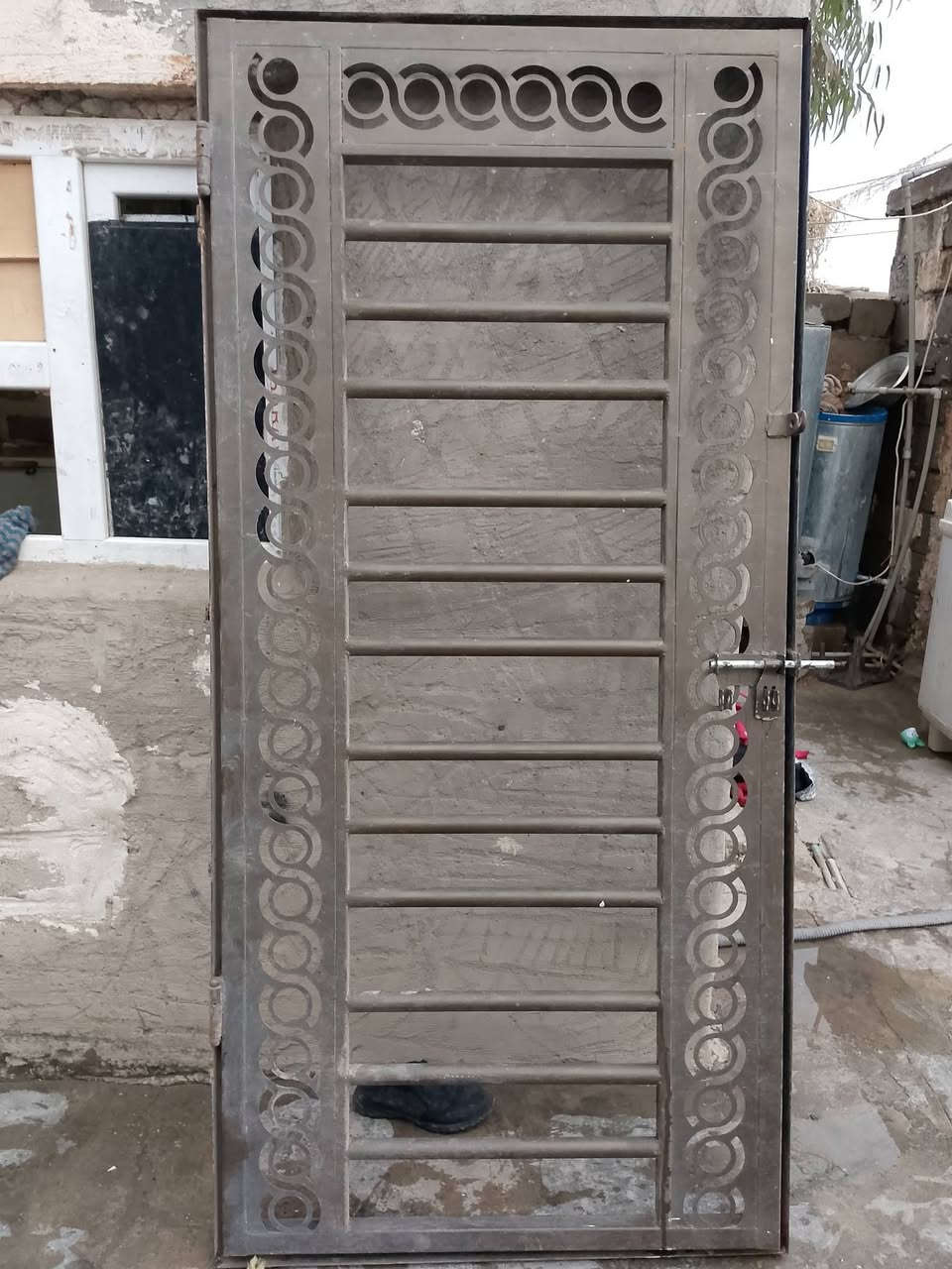 للبيع باب العرض 95 والطولمترين2 هوه والجرجوبه كامل شرط النظافه السعر 45وبي مجال قليل


**إذا كنت صاحب هذا الإعلان وتريد حذفه لأي سبب، رجاءا أرسل رسالة إلى الدعم الفني**