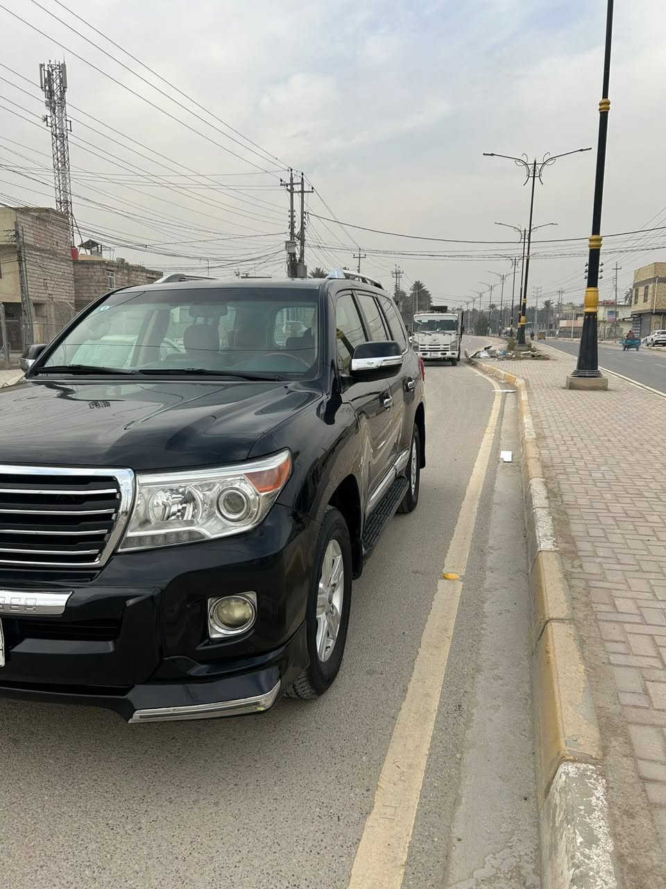 السلام عليكم مونيكه 2013كفاله عامه سعره33 وبيه مجال بيع مستعجل  الرقم بغداد بسمي تحويل ثاني يوم   والي يجي هم حك الجيه  محركه 6سلندر سياره حلوه ونضيف ماشيه 190 رقم الهاتف ***********
