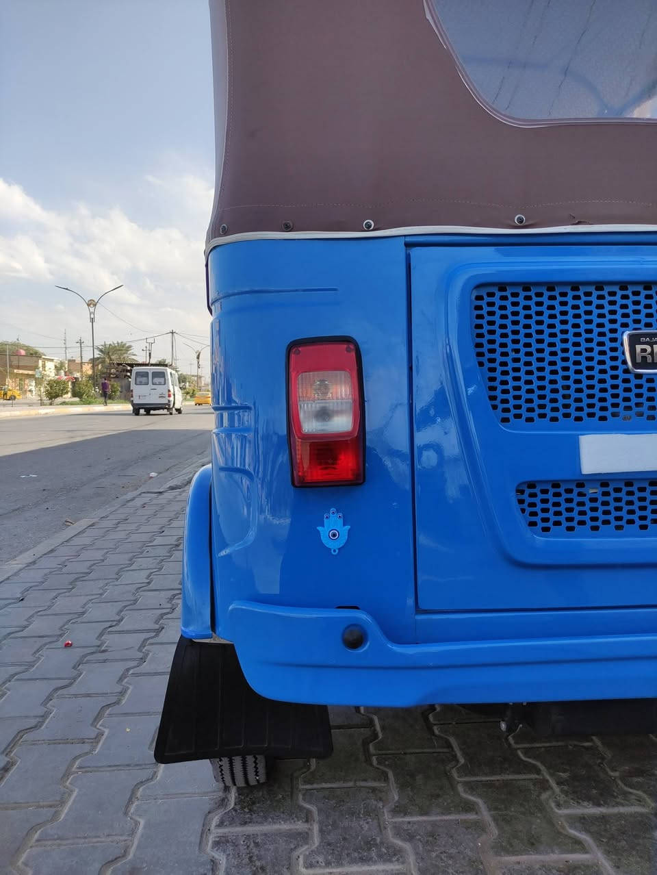 السلام عليكم تكتك للبيع موديل 23 طالعه بل 24كفاله عامه من كلشي تكتك زيرو علوضع شركة بيه تكحيلة بلغد فقط رقم كربلاء تحويل مباشر

 مكاني كربلاء ..***********. ....***********
