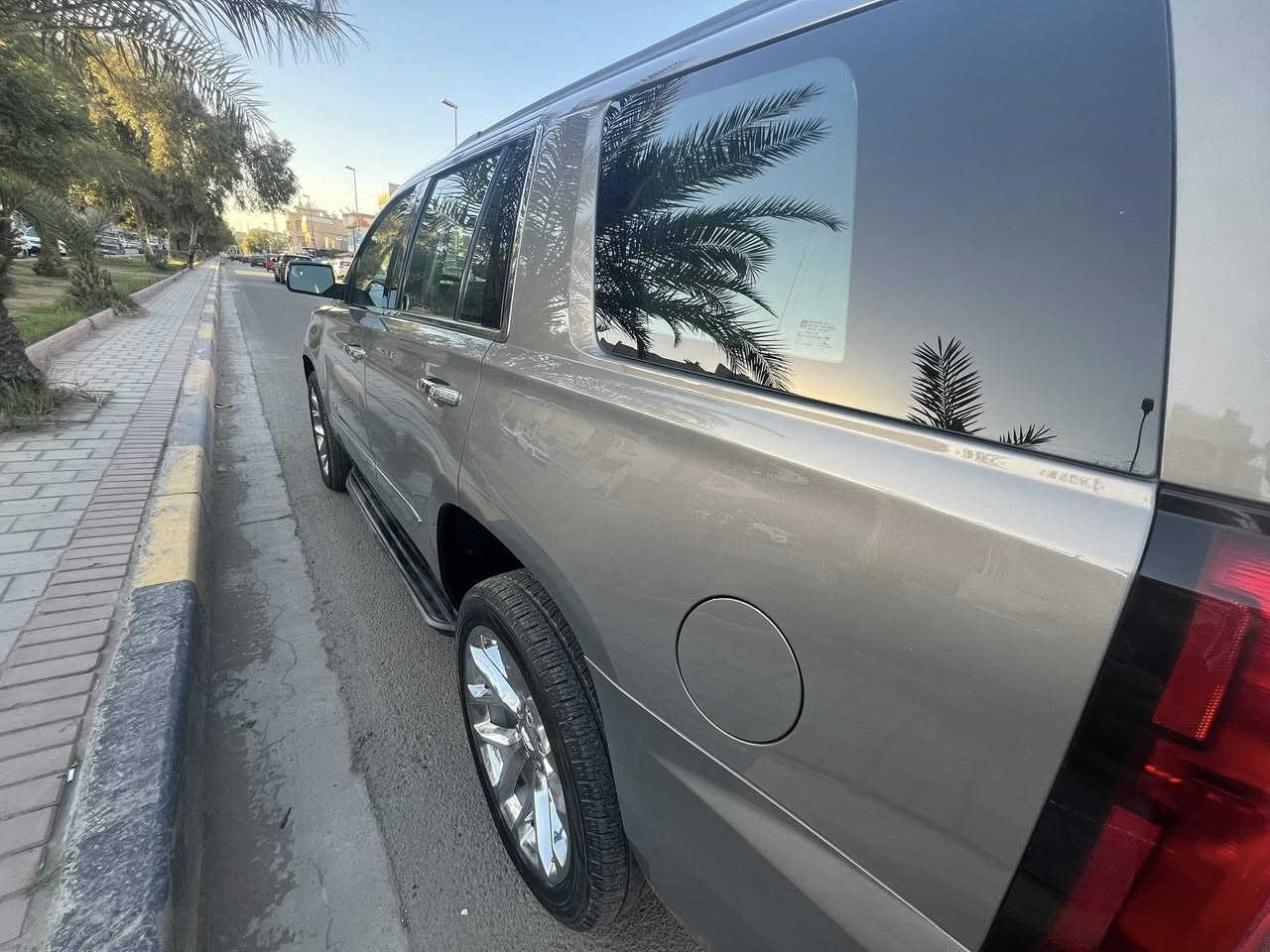 السلام عليكم
تاهو موديل 2018 وارد خليج LTZ للبيع 
مكفوله من الصبغ عدا الدعاميات  
الدعامية الأمامية بيها ضربة بسيطة جدا الجهة اليمنه  فقط براكيت السيارة مال بيت جاهزة بدون ما تصرف عليها دينار واحد 
السعر ( 345 $ورقة )ثلاث دفاتر وخمسة واريعين ورقة
رقم الهاتف
***********
***********
فول مواصفات 
1- ذاتية التوقف ( مانع اصطدام )
2- فتحة سقف 
3- حساس امامي خلفي 
4- تصحيح مسار
5- كامرة خلفيه
6- ويل كب نيكل
7- كشن السائق هزاز تنبيه عنده قرب اي جسم خارجي
8- كشنات كهرباء + جلد + هيتر + خزن وضعية جلوس
9- تشغيل عن بعد
10- صندوق كهرباء 
11- شاشه وسطيه قاصه
12- دي ڤي دي بالقمارة
13- دوسة البانزين + بريك تحكم كهرباء 
14- ثلاجه وسطية
