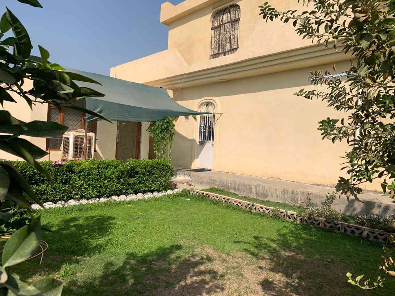 بيت للبيع
المكان الزويه يم الگنطره الزرگه 

مكون البيت  🏠 
استقبال 
هول 
صاله 
ثلاث غرف نوم 
حمام 
مطبخ خارجي 
المساحه الكلية مع الدار دونمين 
البيت كامل من كلشي اي نقص ما بي 
ماي + كهرباء +مولد سحب 
طابو زراعي سند 25 
السعر والاستفسار على الرقم 

***********
