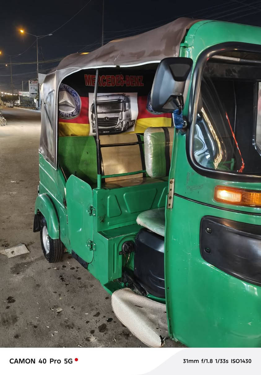 سلام عليكم تكتك 21 شهر 11 رقم انكليزي بأسمي تحويل ثاني يوم تكتك تجفيت جديد سالي 15 يوم من جفتت تجفيت شركه كله اصلي تكتك تجي وتكلبها العنوان بغداد الحسينيه الراشديه ***********
