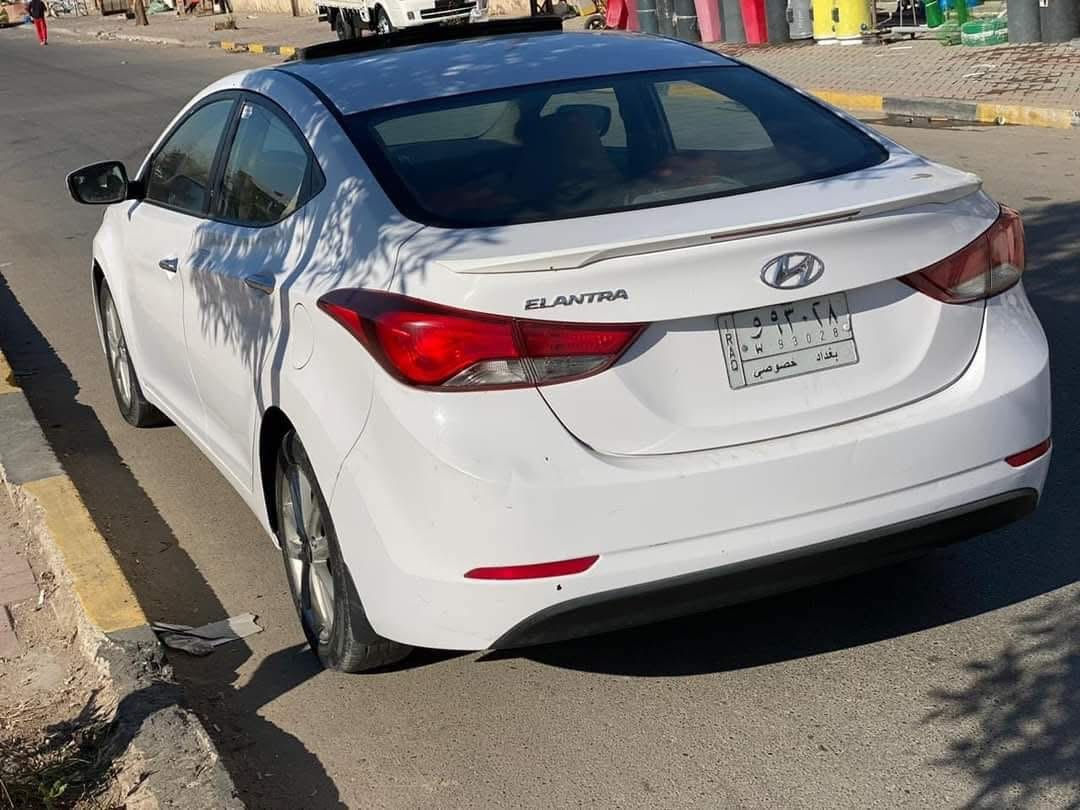 سلام عليكم
 النترا 2015 خليجي 
فول مواصفات عدا البصمه 
 محرك 2000 دوش 
رقم بغداد بسمي تحويل ثاني يوم 

بيهة صبغ باب بصف السايق والدعامية فقط.
 ماشية 96 الف حقيقي 
 محرك مكفول لاتنقيص ولا تبخير وبلادي

مكاني زعفرانية 
للإستفسار  *********** واتساب واتصال فقط غير متواجد فيس بوك
. 
السعر مناسب محتاج لعمليه
