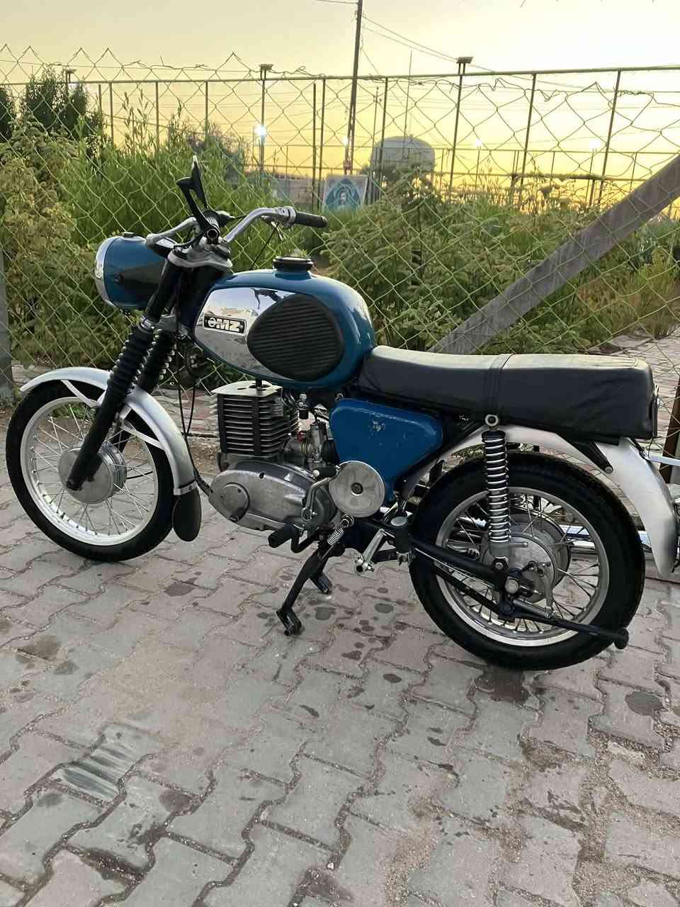 سلام عليكم ماطور 81للبيع بدون الماطور ألماني جديد سايس 2 الشراي يدلل مكاني نجف ***********
