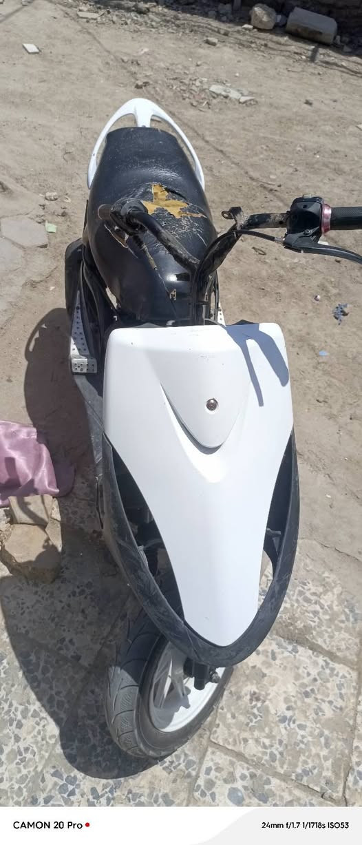 السلام عليكم دراجه ماكس للبيع 55 سعر 350 ❇️***********

