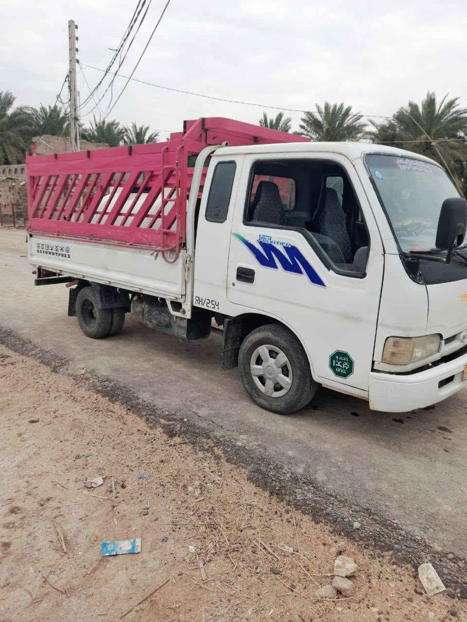 كيا فنتيره موديل 98
رقم بغداد انكليزي 
سيارة جاهزه من كلشي محرك 
كير تايرات  سيارة حلوه مكان سماوه ***********
