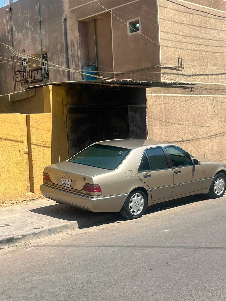 السلام عليكم مارسدس شبح للبيع
كفاله من الضربه فقط صبغ 

محرك ٣٢٠خراطيم المرغوب '

عليه ادامه كامله 

تانكي وطوافه جديده 

تخم نوزلات وبلكات ومجاول جدد

تبريد ثلج 

تدفئه بالكشنات 

رقم وسنويه لل٣١

دبل جام 

شفط أبواب 

سلايت شغال 

اريل كهربائي 

سستم صوت رهيب 

عظمه حلوه السياره 

كشنات كهرباء شغاله 

كشنات جلد بلاديه 

رقم ديالى الدولي 

قواعد بلاديه خياس مابيه 

موديل ١٩٩٣

مكان بغداد 

***********

السعر ٧٥ وبيه مجال قليل
