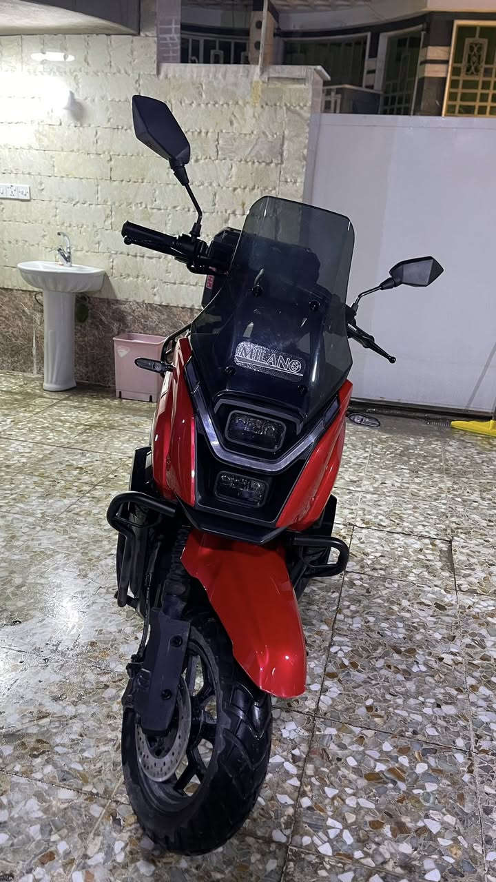 السلام عليكم 
دراجة اسمها اباتشي موديل تانك من شركة هودي 
الدراجة مواصفاتها مشروحة بالفيديو كلشي يخصها

راح اخلي الرابط مالته باول تعليق 

الدراجة مشتريها بمليون و٩٠٠ ووصل موجود بتاريخ ٢٠/٢/٢٠٢٦ 
من معرض ميلانو وبعدها الدراجة بالضمان 
عارضها بمليون و٧٠٠ الف وبيها مجال للشراي 

سبب البيع احتاج دراجة تمشيني مسافة اكثر من ١٢٠ كيلو بالطلعة الوحدة واكبر كحجم هاي ابد ماقاصرة كاداء وسرعة ورزانة ومكفولة كفالة عامة عدا شخط صغير اثناء الشد فقط وممبين بس ماناسبت استخدامي 

تجي تشتريها من البيت تفحص وتچيك واذا تجيب شخص خبرة وياك يكون افضل تفحص عقل بطارية ملف يلة تاخذها 
مكاني بغداد البلديات 

***********
