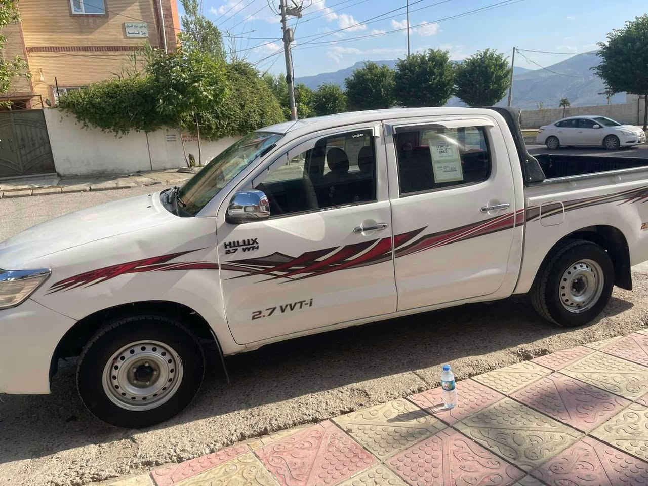 سلام عليكم مةرزية ٢٠١١گيرو مةكينةو ئةكسل بةشةرتة  پارجة رةشة جةمپيكي خةفيفي پيشي هةية سةنةوي ٢٠٢٦خةلاس بووة سةيارةي ماليية بي حةيبو حالة سعري ١٢٠$*********** أربيل, العراق

