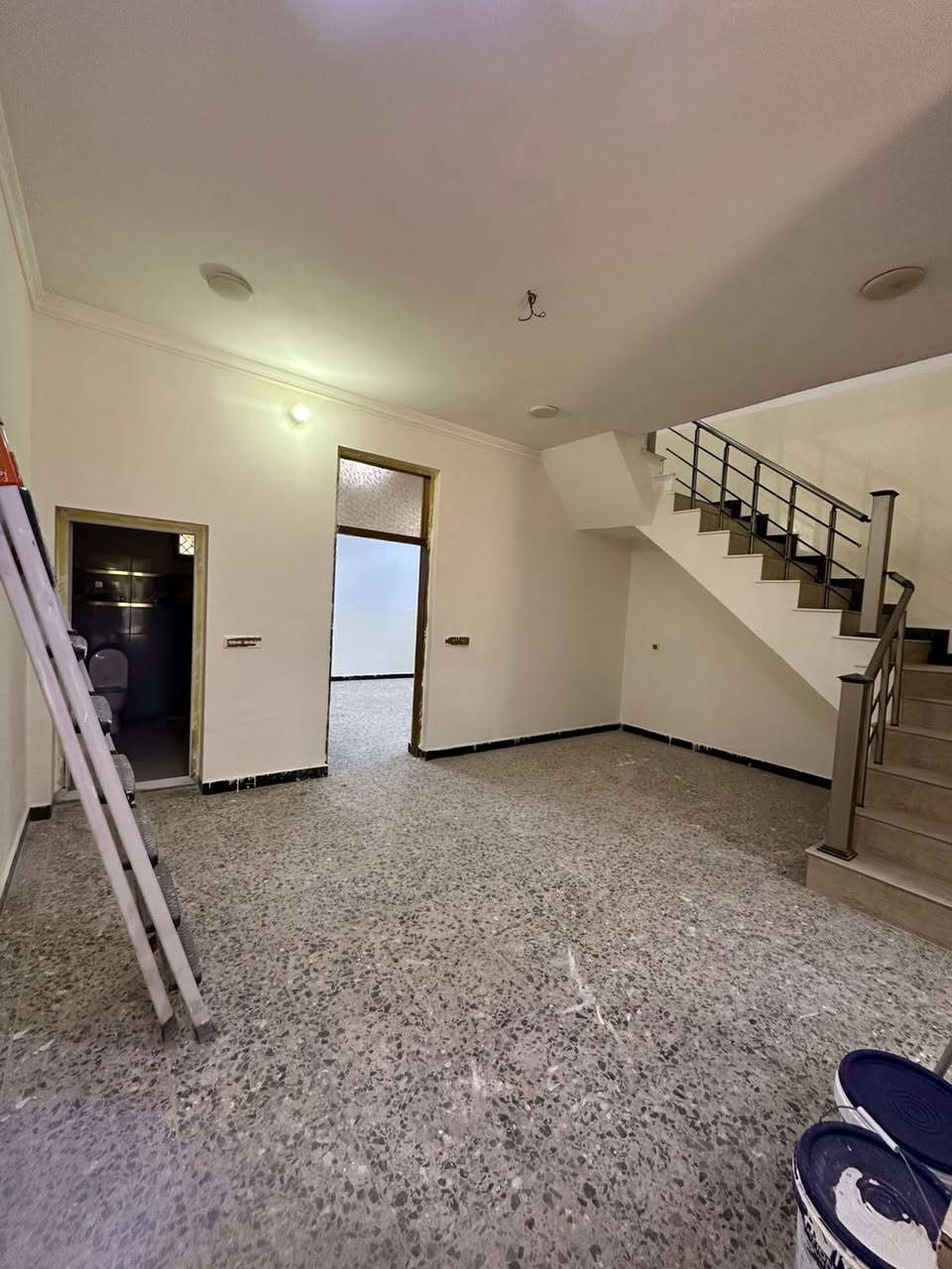 #دار_للبيع_مساحه100متر_واجه6اوربع_نزال16
يحتوي على 3غرف نوم+ستقبال+مطبخ+صحيات عدد2
طابو زراعي سند25قرار محكمه 
📍العنوان بغداد الدوره مدخل البوعيثه مجمع السلطان الاول
السعر كلش مناسب الاستفسار *********** //***********
