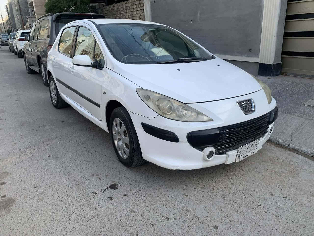 السلام عليكم ٠٠ بيجو 2006 نضيفة كلش مكفولة من كلشي ٠٠ تبريد ثلج ٠ السعر 53 ٠ مكان السيارة حي العامل ٠ رقم صاحب السيارة *********** ٠٠ اخوان ماارد على التعليق اتصل بصاحب السيارة وتدللون
