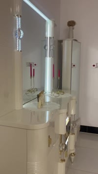 غرفة نوم • للبيع