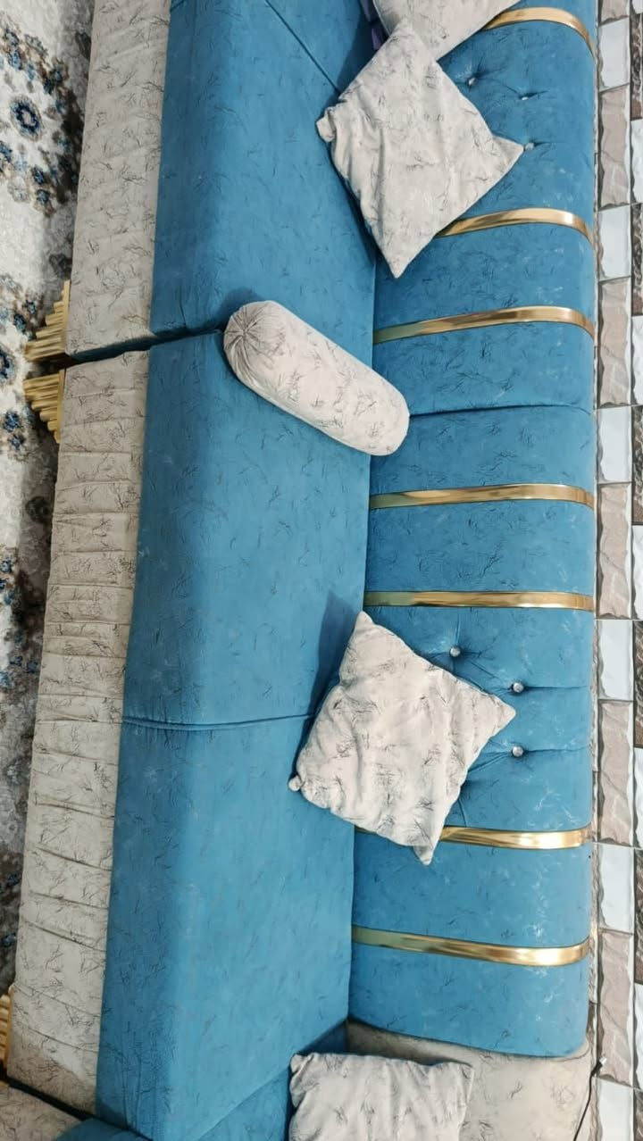 السلام عليكم ورحمة. العرض بس هل يومين
ديوان عشر امتار تفصال ولا غلطه السعر مليون وبيه مجال 
العنوان الشطره التواصل خاص لو على الواتس 
***********
