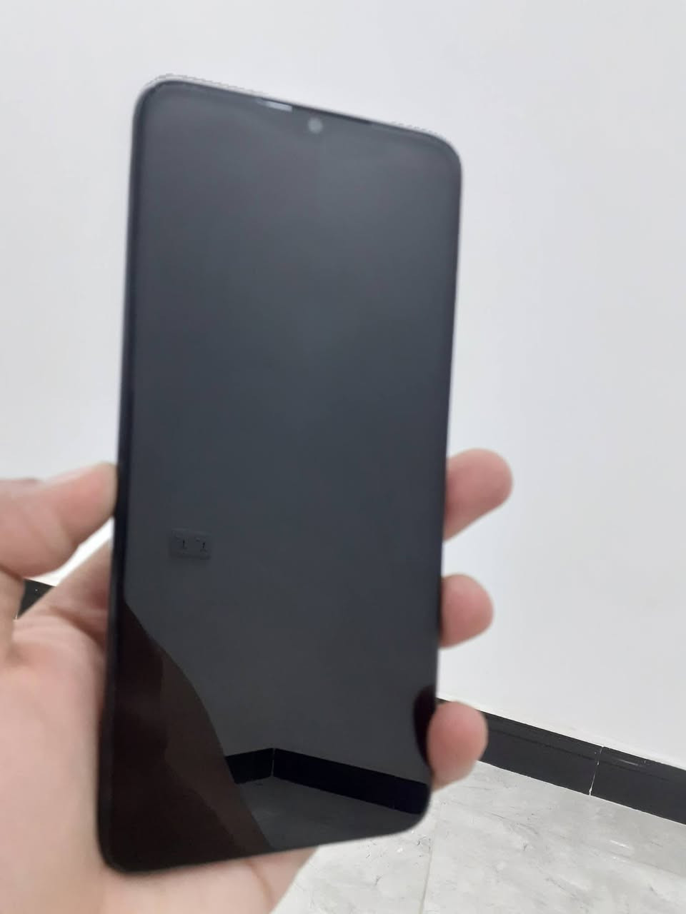 للبيع: itel S23 (مستعمل نظيف جداً)
السلام عليكم شباب، جهاز itel S23 للبيع بمواصفات ممتازة وسعر قفل مناسب جداً.
​ مواصفات الجهاز:
​الذاكرة الداخلية (ROM): 256 جيجابايت (مساحة عملاقة تخزن كل ملفاتك).
​الرام (RAM): 8 جيجابايت + 8 جيجابايت إضافية قابلة للتوسيع (المجموع 16 جيجا لأداء سريع وسلس).
​المعالج: Unisoc T606 (UMS9230) أداء ممتاز للألعاب والتصفح اليومي.
​الكاميرا الخلفية: ثنائية بدقة 50 ميجابكسل لصور واضحة.
​الكاميرا الأمامية: 8 ميجابكسل.
​النظام: أندرويد 12 بواجهة itel OS المستقرة.
​حالة الجهاز:
​الجهاز نظيف جداً وشغال بشكل ممتاز وما بيه أي تعليق أو مشاكل تقنية.
​ملاحظة للمصداقية: الجهاز مبدل شاشة (بيها ملاحظة بسيطة جداً وما تؤثر على الاستخدام أو اللمس نهائياً).
​ السعر: 120 ألف دينار عراقي (قفل).
​ المكان: الناصرية (مركز المدينة).
​للتواصل أو الاستفسار يرجى مراسلة الخاص أو الاتصال على الرقم: ***********
