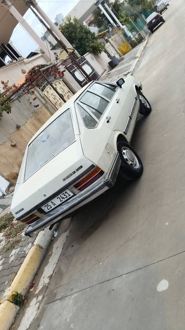 سلام عليكم سياره للبيع برازيلي موديل 1984 مشروع وطني سنويه لحد 2031 رقم الماني كركوك تعمير جديد كير محرك مابي اي عيب كهربائيات كله شغال بدون اي ضربه وسياره جاهزه صبغ عام للجماليه فقط بدون ضربه سياره شرت التحويل سياره باسمي سعر
💸37 // ***********
