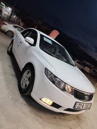 سيراتو • ٢٠١١ • كاميرا وحساسات