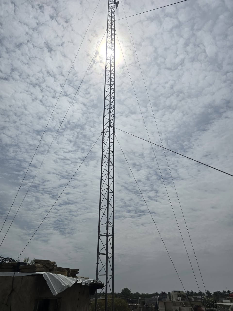 تم نصب ١٨ م كربلاء باب بغداد..
***********
علاء
