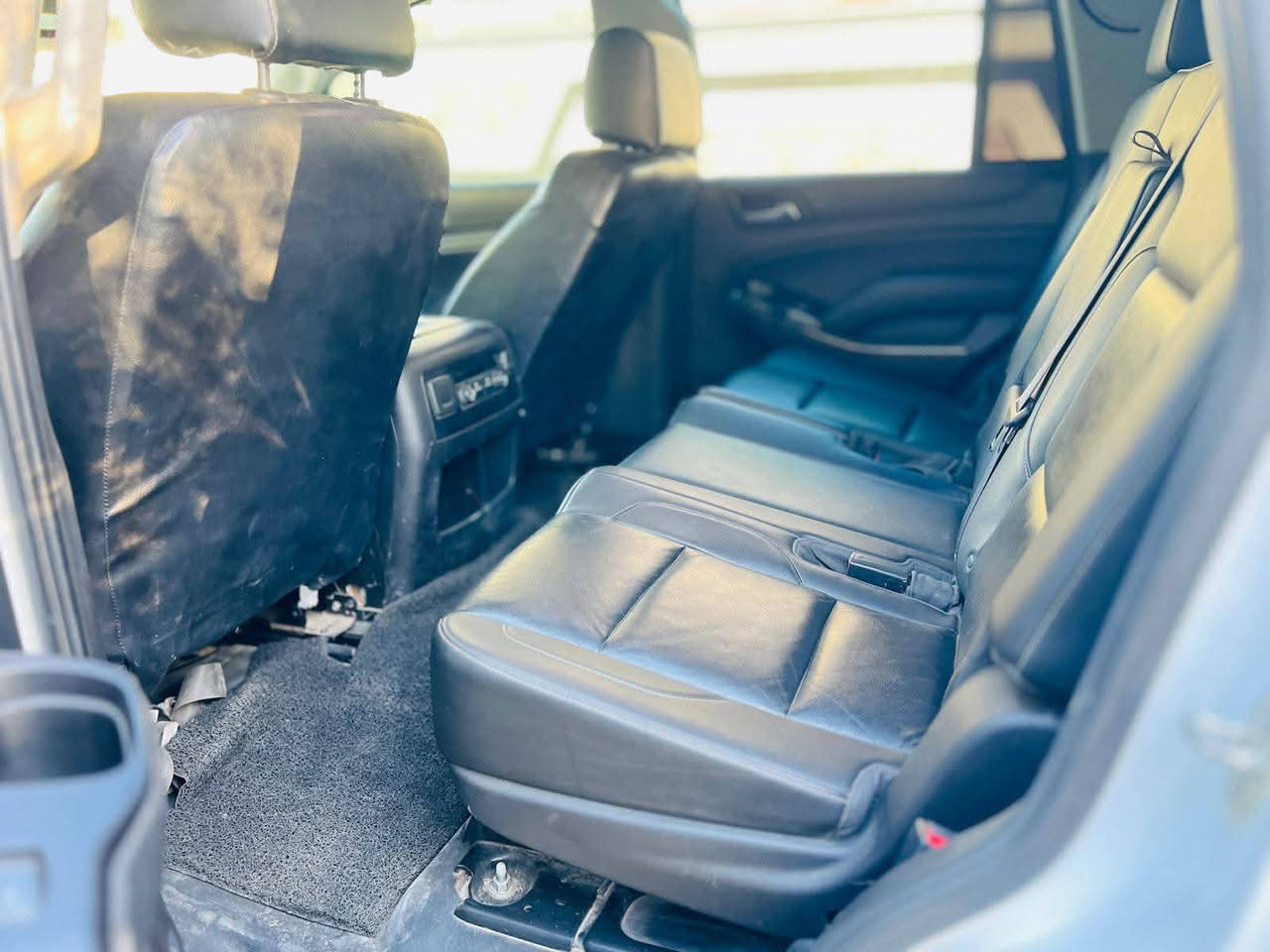 السلام عليكم 
تاهو LT امريكي موديل ٢٠٢٠ اصل رقم بغداد بااسمي السيارة جديده بمعنى الكلمه صبغ ٤قطع فقط مكينه وكير عالبلاد فول مواصفات عدا الفتحه السيارة جاهزة ومبيها كل نقص كشنات جلد قاصه شاشه كاميرا جنطه كهرباء حساس امامي خلفي منضومه زنون ويل كروم كشنات كهرباء وذاكره 
السيارة معروضه ٢٧٧$وبيها مجال بسيط والشراي يتصل ويدلل 
مكاني حصوه بابل***********
