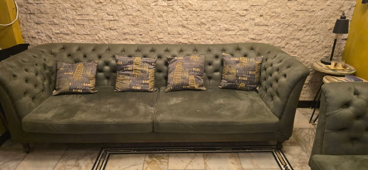 قنفات صنع تركي مستخدم للبيع
السعر 450 الف
العنوان بغداد حي اور


**إذا كنت صاحب هذا الإعلان وتريد حذفه لأي سبب، رجاءا أرسل رسالة إلى الدعم الفني**