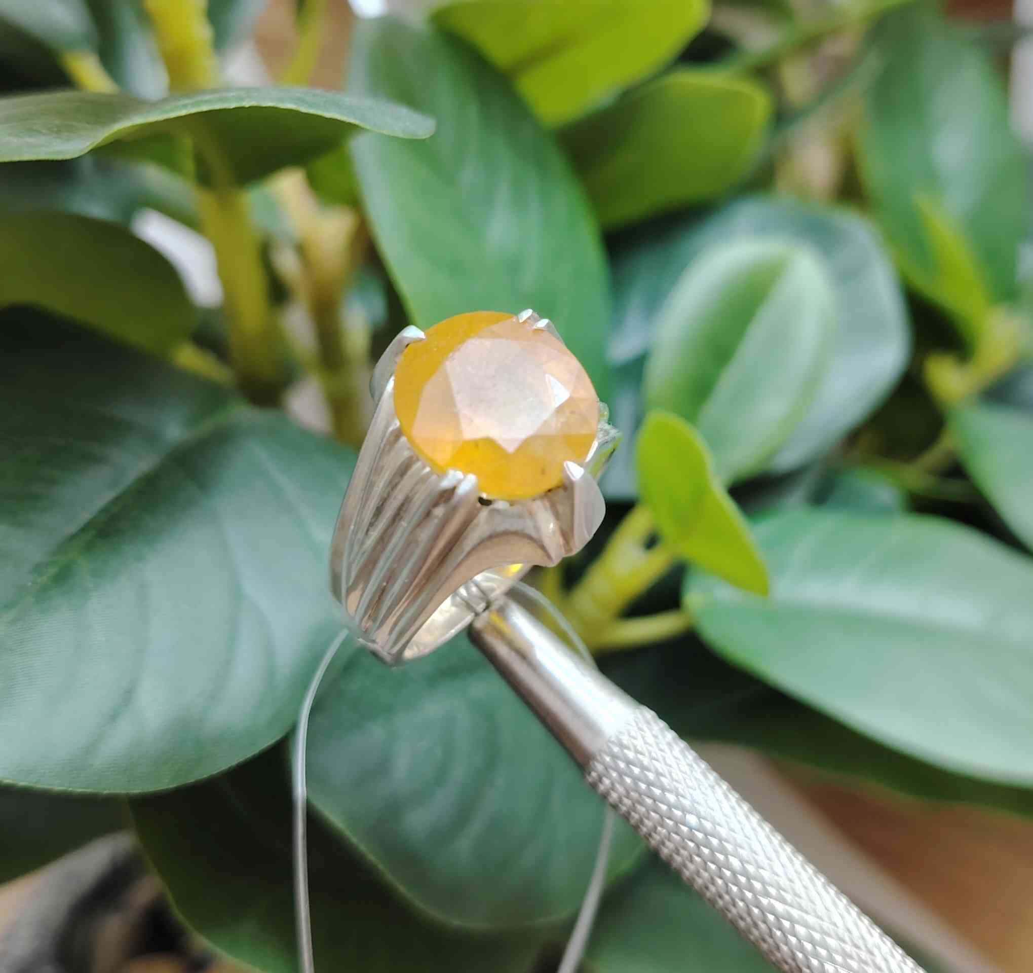 خاتم من حجر الياقوت الأفريقي الأصفر الطبيعي
صياغه ثقيلة وجميلة فضه عيار ٩٢٥
مع شهادة المنشأ وضمان الخاتم الاصلي
يوجد توصيل إلى جميع المحافظات
التواصل ع الخاص او ع الواتساب ***********
