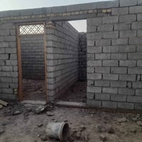 هيكل البيع مساحته 200 بناأ بلوك يتكون من غرفتين نوم وصاله وحمامات داخل...
