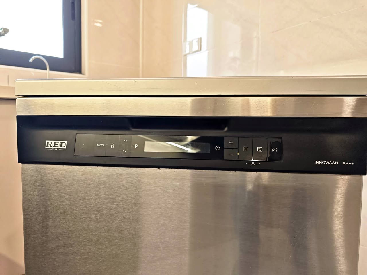 غسالة صحون ماركة (ريد Red) مستعملة للبيع


**إذا كنت صاحب هذا الإعلان وتريد حذفه لأي سبب، رجاءا أرسل رسالة إلى الدعم الفني**