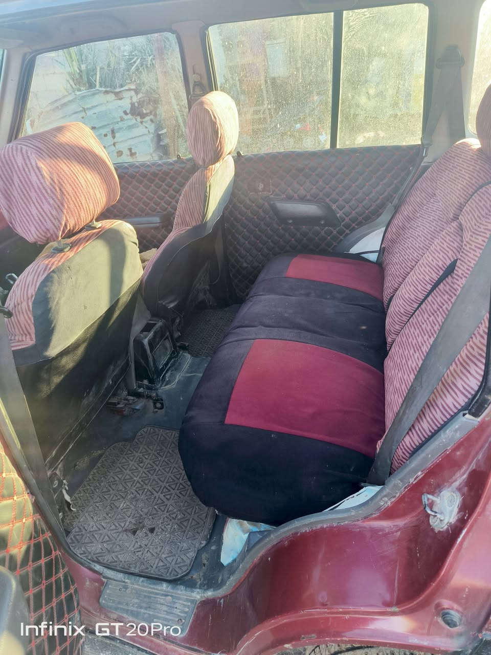 سلام عليكم سياره للبيع ساسوكي موديل 96. السنويه 2027 سياره نضيفه..  السعر 28 ارقم ***********.
