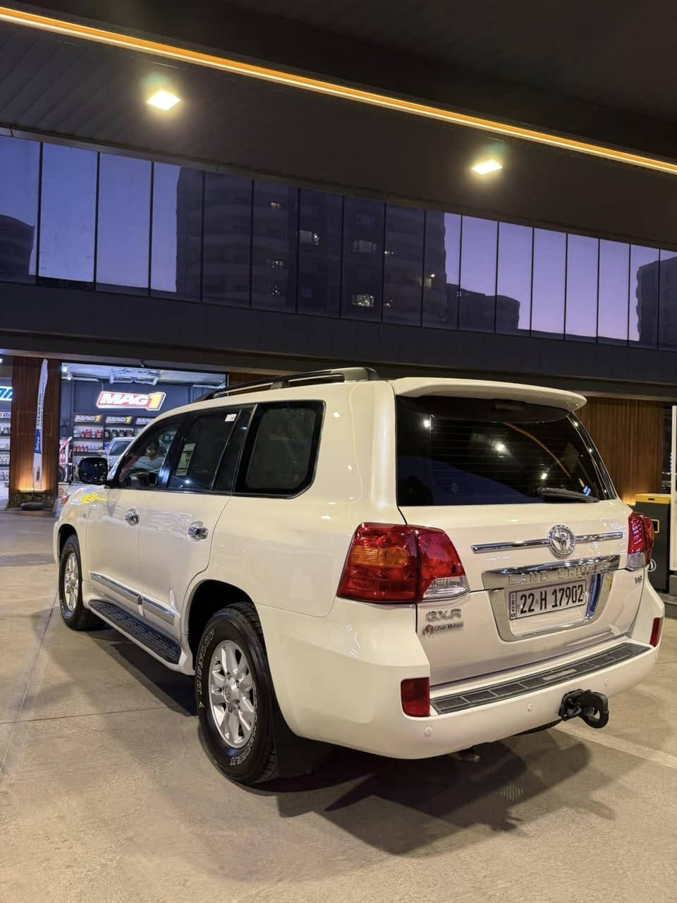 بسم الله الرحمن الرحيم لاندكروزه ر ٢٠١٠Gxr ٦ سلنده ر مكفول  كفاله عامه  محرك گير ما مفتوح  رقم  سنويه جديد بسمي تحويل وكاله حا ضر  رقم تلفون*********** -*********** بيه وتسا پ
