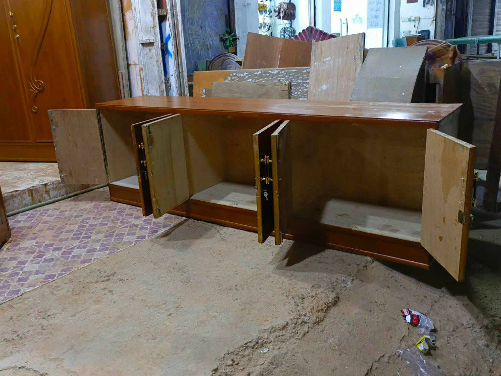 كنتور3ابواب صاج تسكام بوفيه حجم كبير صاج وبوفيه وسط مكان ابوغرق شراي يتصل عل رقم‏‪0773 012 3482‬‏
