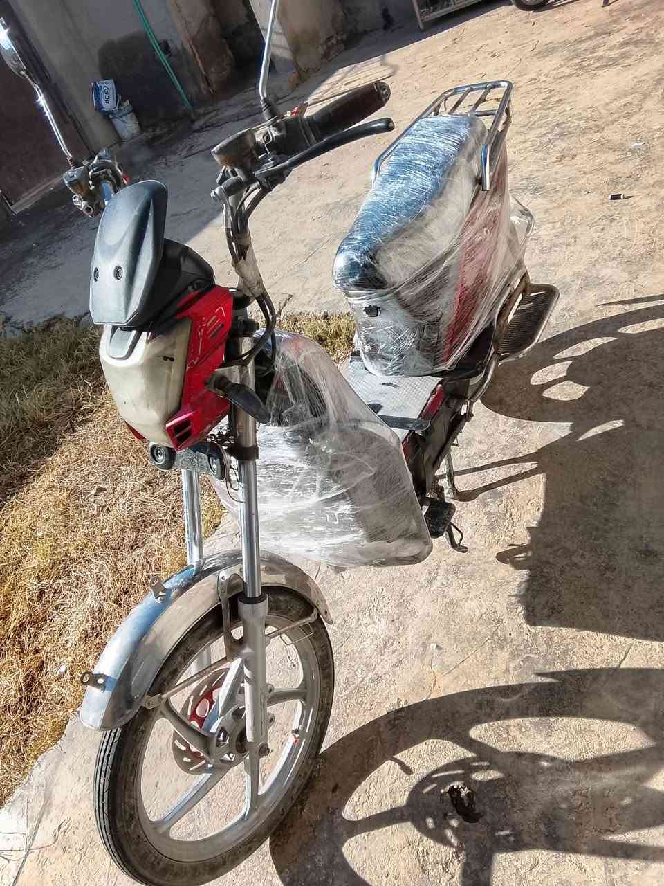 موطور شحن للبيع
نوع

هارلي

 ✅بطاريات عل فحص✅

⭕لايت عالي ناصي 

⭕ شاشه الكترونيه 

⭕نظام ®️ الرجوع الى الخلف

⭕ نظام 4 سرع 1234 

⭕ بريك امامي، خلفي 

⭕ اشاير يمين، يسار

⭕تشغيل عن بعد 

⭕ جهاز انذار سرقه

⭕ شاحنه الشركه الاصليه 

⭕ كلشي شغال كهربائيات 

الموطور نظيف مثل ما موضح بالصور 

(( السعر250( بي مجال)رقمي مكاني فلوجه شهداء

***********
