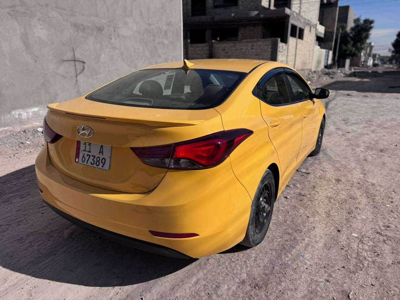 سلام عليكم
النترا موديل 『2014』وارد أمريكي 
حادثها قبق جنطه والجاملغ الامامي طخه بصيطه بل خشم بدون دواخل مصفره هيئه وغرامه سياره خير من الله كبل للشارع 
العنوان رئاسه العبيدي شارع عشرين 
السعر 『115』وبيها مجال شي بصيط 
رقم 『***********』
