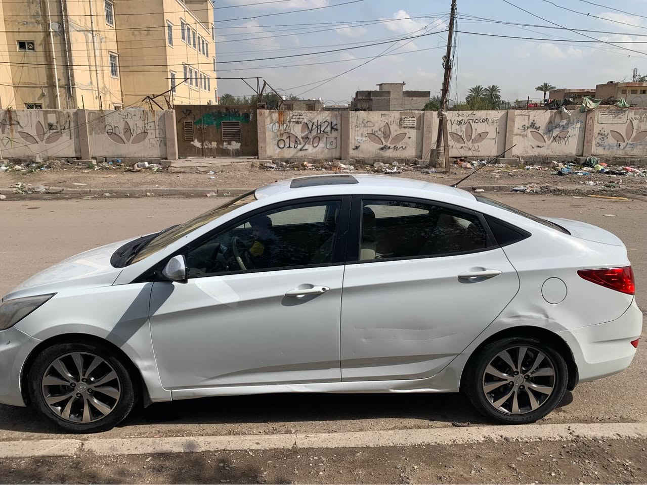 اكسنت خليجي 1600
موديل ٢٠١٤
فتحة 
اشاير بالمري 
٥ ويل كب 
كير ومكينة مكفولات ومكفولة من الصبغ فقط بيه طخات مامصلحات مثل ماموضحات بالصور 
السعر 99 
***********
بغداد البلديات بغداد, العراق
