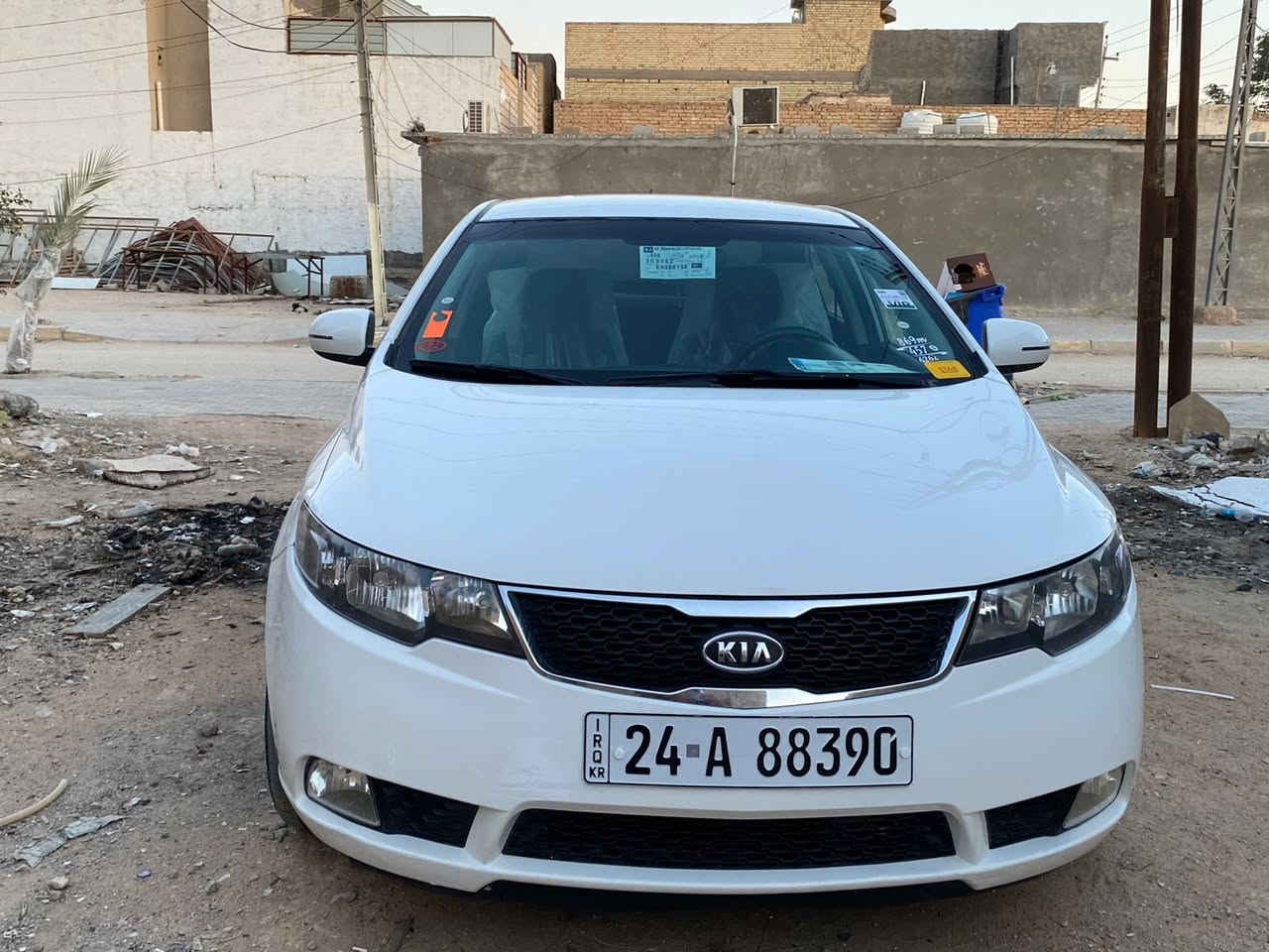 سلام عليكم
سيراتو موديل 2012 السونار مرفق مع الصور
حدادية وكير ومحرك كفاله
محرك 1600
سعرها 110$ وبيها مجال بسيط جدا 
مكان السيارة بكربلاء
تفاصيل اكثر
***********
