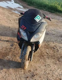 دراجه فورزه 08 للبيع أي عيب مابيها محرك شرط لايت زنون نضافه كدام العين...