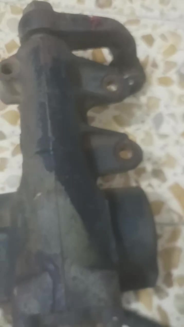 غراض محور بطه للبيع ضفيره محرك جديده سعر ١٥٠ جعمقه ١٠٠نضيفه محروه تبريد ١٥


**إذا كنت صاحب هذا الإعلان وتريد حذفه لأي سبب، رجاءا أرسل رسالة إلى الدعم الفني**