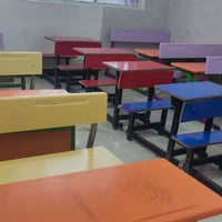 للبيع للاستفسار الاتصال على الرقم التالي 07710983677