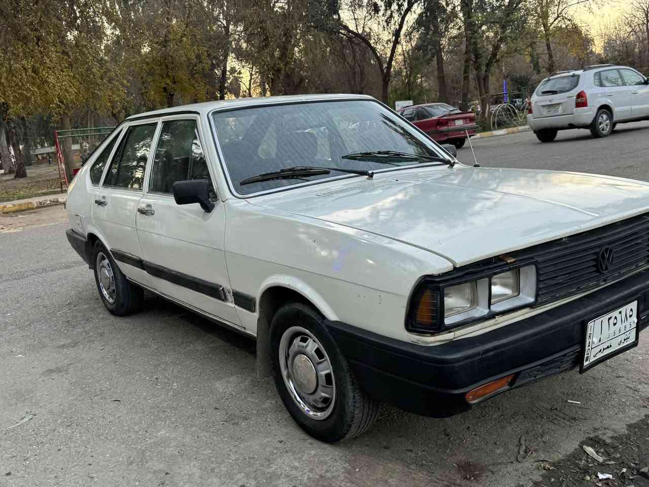 السلام عليكم
للبيع باسات برازيلي
موديل1988
كابون بانزين
محرك كير شرط
كير 5 نمر
محرك 0.8
طخم جديد
داخل وضع شركة
شرط التحويل /اني صاحبها الشرعي
الموقع 📍الموصل
السعر 22 $
***********
***********
