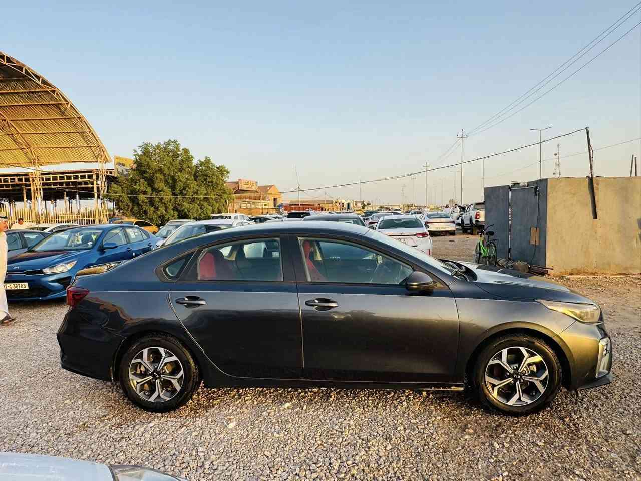 للبيع
 المراوس كيا فورتي 2021
مرقم حره رقم مثنئ تحويل مباشر من المالك 
الضرر تصليح بنيد فقط بدون تبديل 
 محرك2000دوش 
السعر 127
للاستفسار الأتصال آو مراسله وتساب 
***********
المثنى قضاء الرميثه
معرض رسول ال ماجد لتجاره السيارات الحديثه
