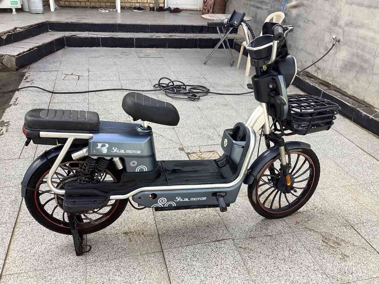 السلام عليكم باسكل شحن للبيع يحتاج بطاريات سعر ٢٥٠ مكان محاويل حي المشتل ***********
