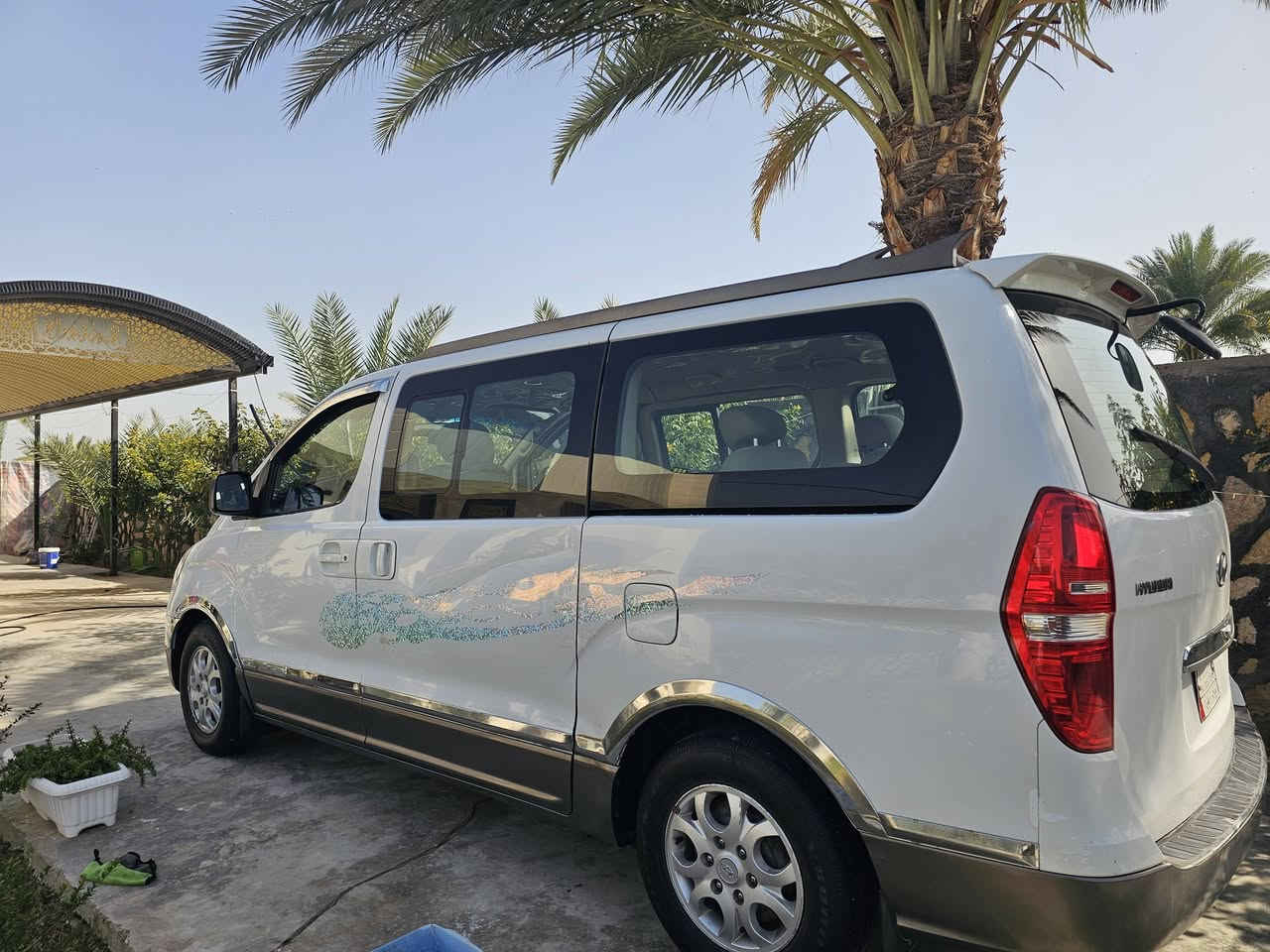 ستاركس للبيع ٢٠١٤ H1 سياره مكفوله من الصبغ يوجد فيها شخط في الباب الايسر تخم تاير جديد حداديه جديده محرك مجفت صاره ٦ اشهر تبريد ثلج للاستفسار الاتصال على هاذا الرقم ***********
