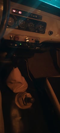 للبيع كير حوثي جديد لو كير هم شغال وذا مراوس بكير اوتوماتيك ونجي بلادي...