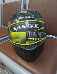 خوذة كاملة الوجه • مقاومة الخدش • بطانة قابلة للغسل