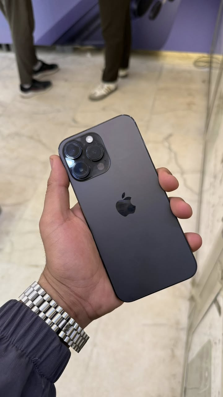 14 برو ماكس جهاز فول ذاكره 256  بطاريه 80 ‏Face ID واقف  جهاز شخط ما بي دبل سيم كارت  سعره 659 عنوان بغداد ***********
