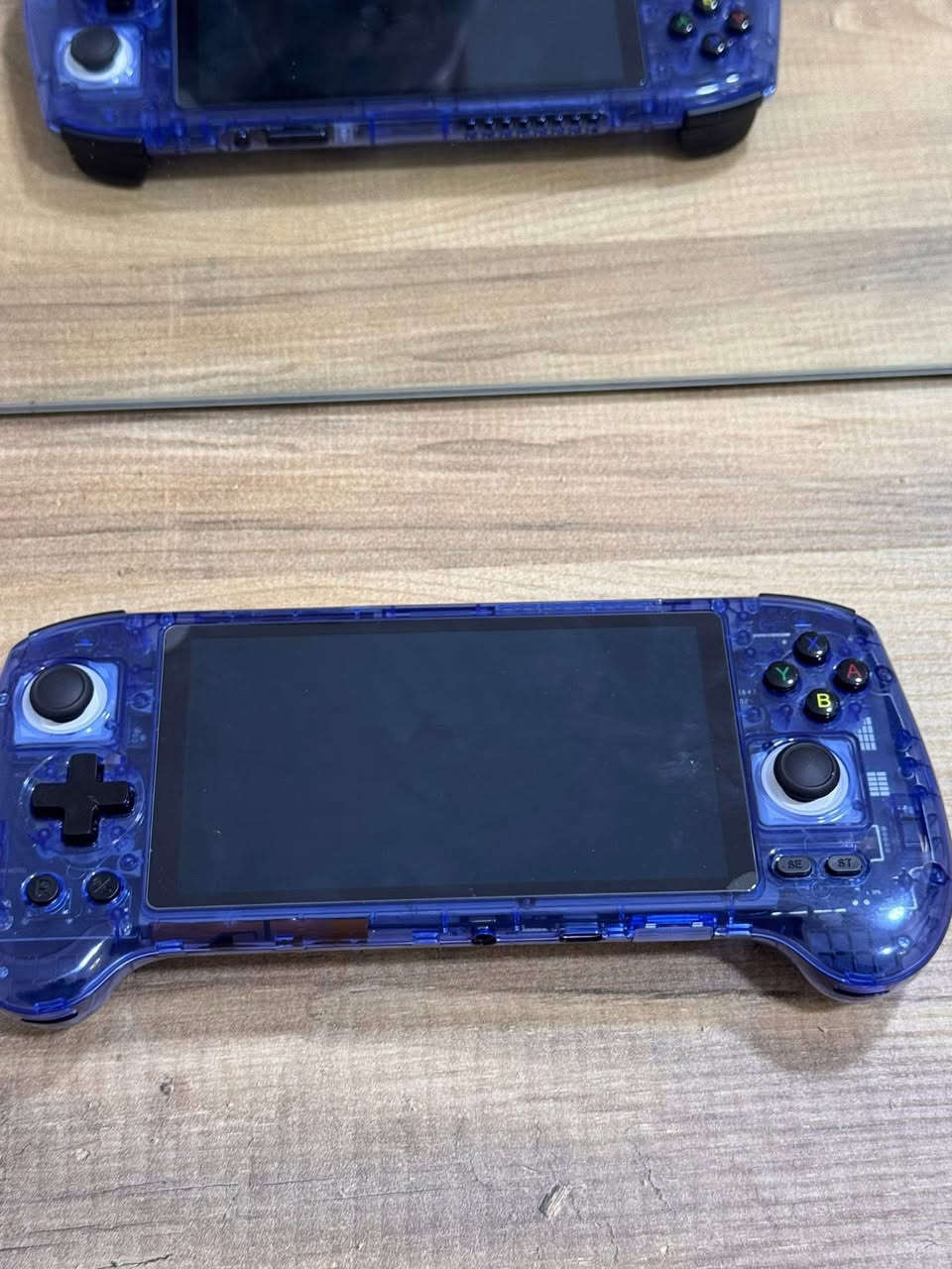 للبيع
جهاز العاب نظام اندرويد يشغل برامج مشاهده هم وتصفح استخدام قليل جداً 
السعر ١٥٠ وبي مجال


**إذا كنت صاحب هذا الإعلان وتريد حذفه لأي سبب، رجاءا أرسل رسالة إلى الدعم الفني**