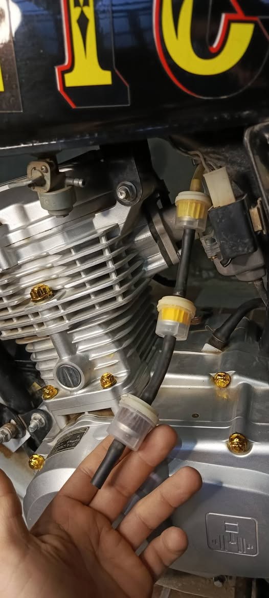 للبيع السعر 600 اوراق سكنر + مكاتبة ومكفولة من كلشي / ***********
