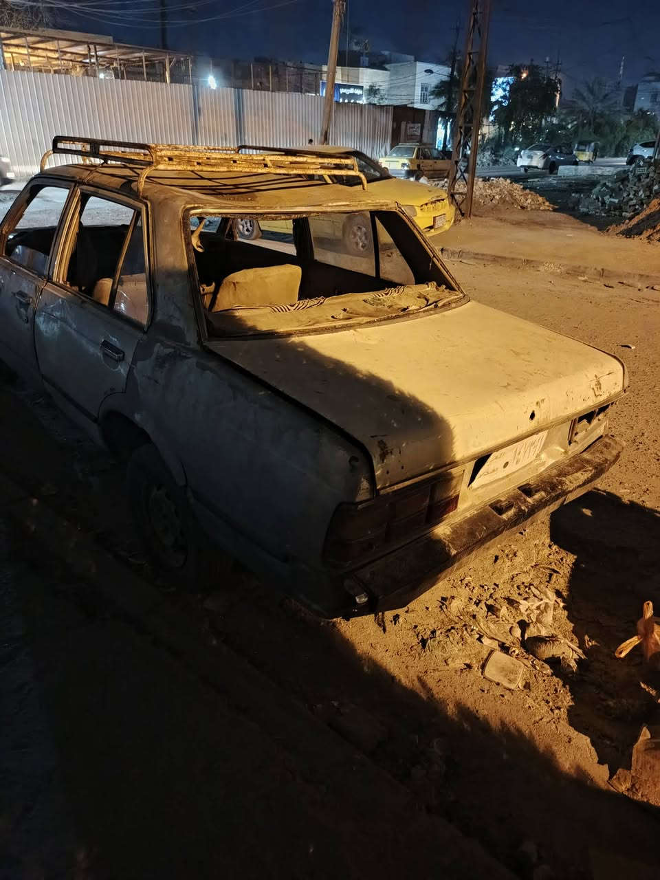 السلام عليكم باجر راح افصخ اي شي تحتاج تعال افتحلك من السياره مكاني بغداد  البلديات موجود اي وقت اتصل وتدلل ***********
